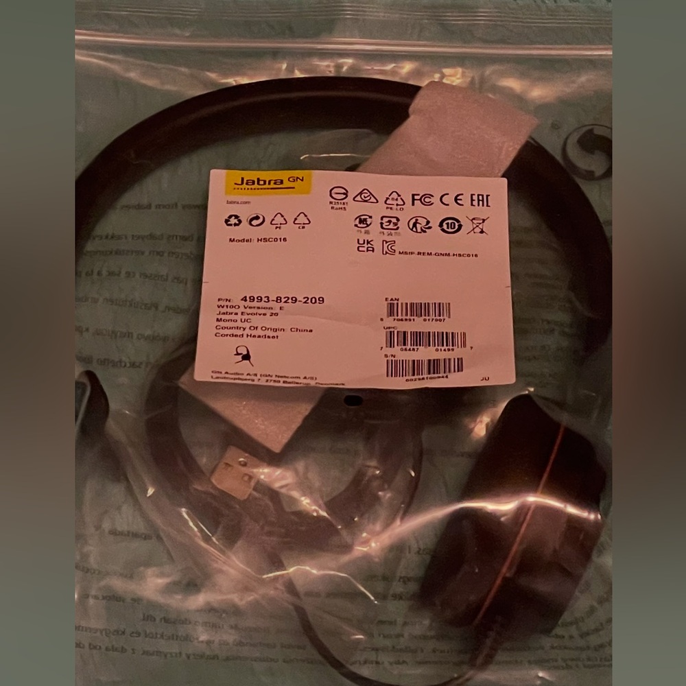 Jabra EvolveT 20/20SE right ear headset with microphone ￼
